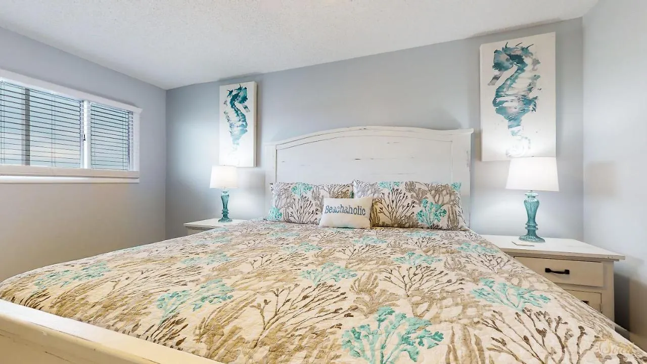 Beachfront - Beach Chairs Included! - Flpcb53 Panama City Beach 0*,  United States